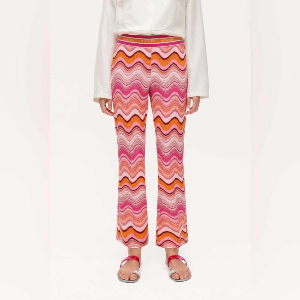 67-290$ NWT Cambio Ranee easy kick pants